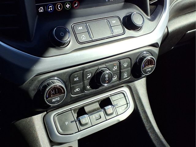 Used 2023 GMC Acadia SLE w/ Driver Convenience Package FWD image 8