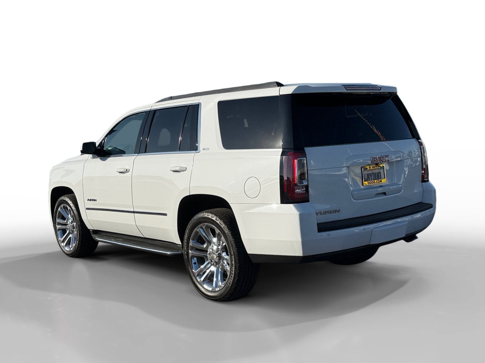 Used 2016 GMC Yukon SLT w/ Premium Edition AWD/4WD image 3