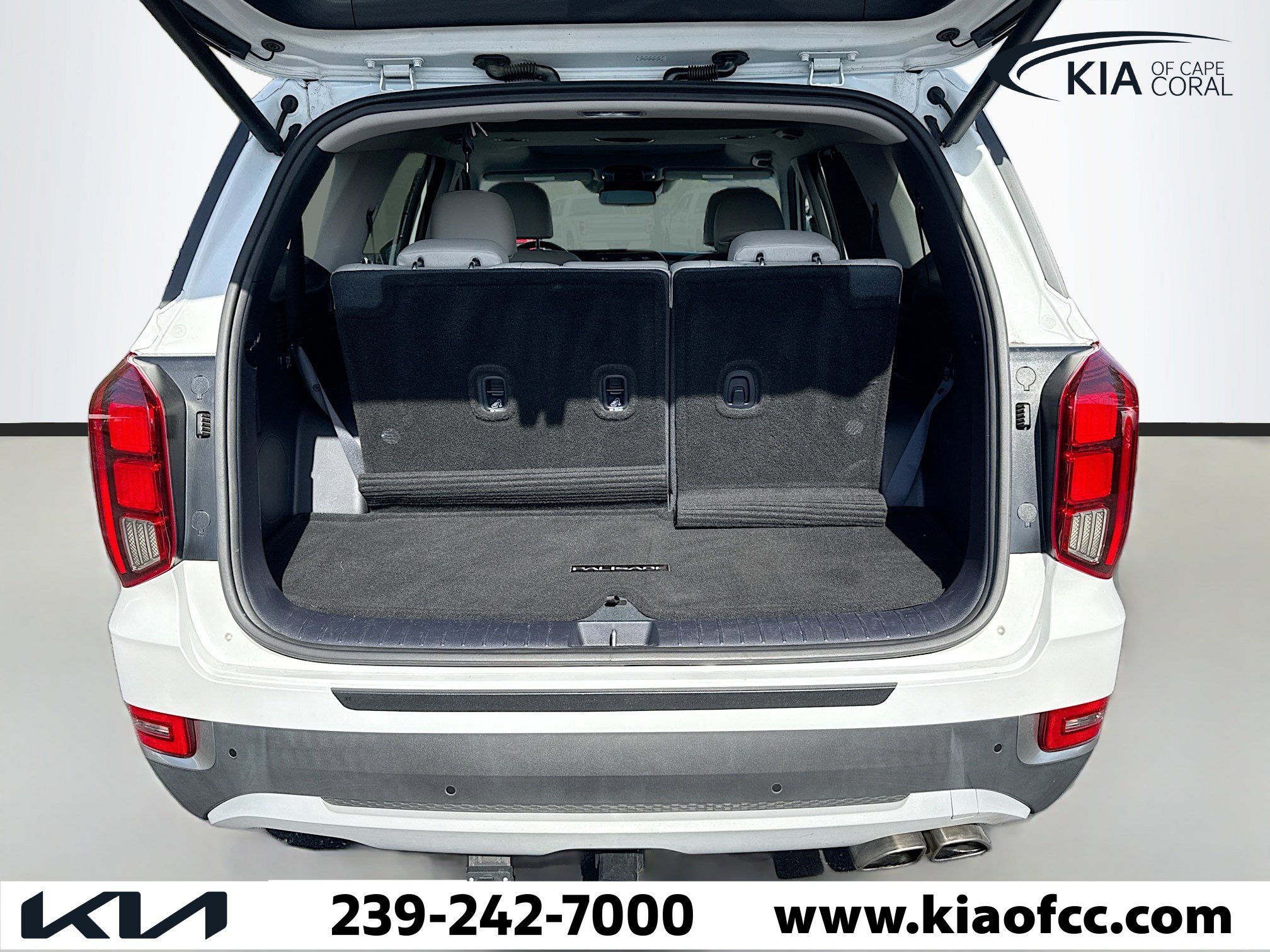 Used 2021 Hyundai Palisade SEL w/ Premium Package image 11