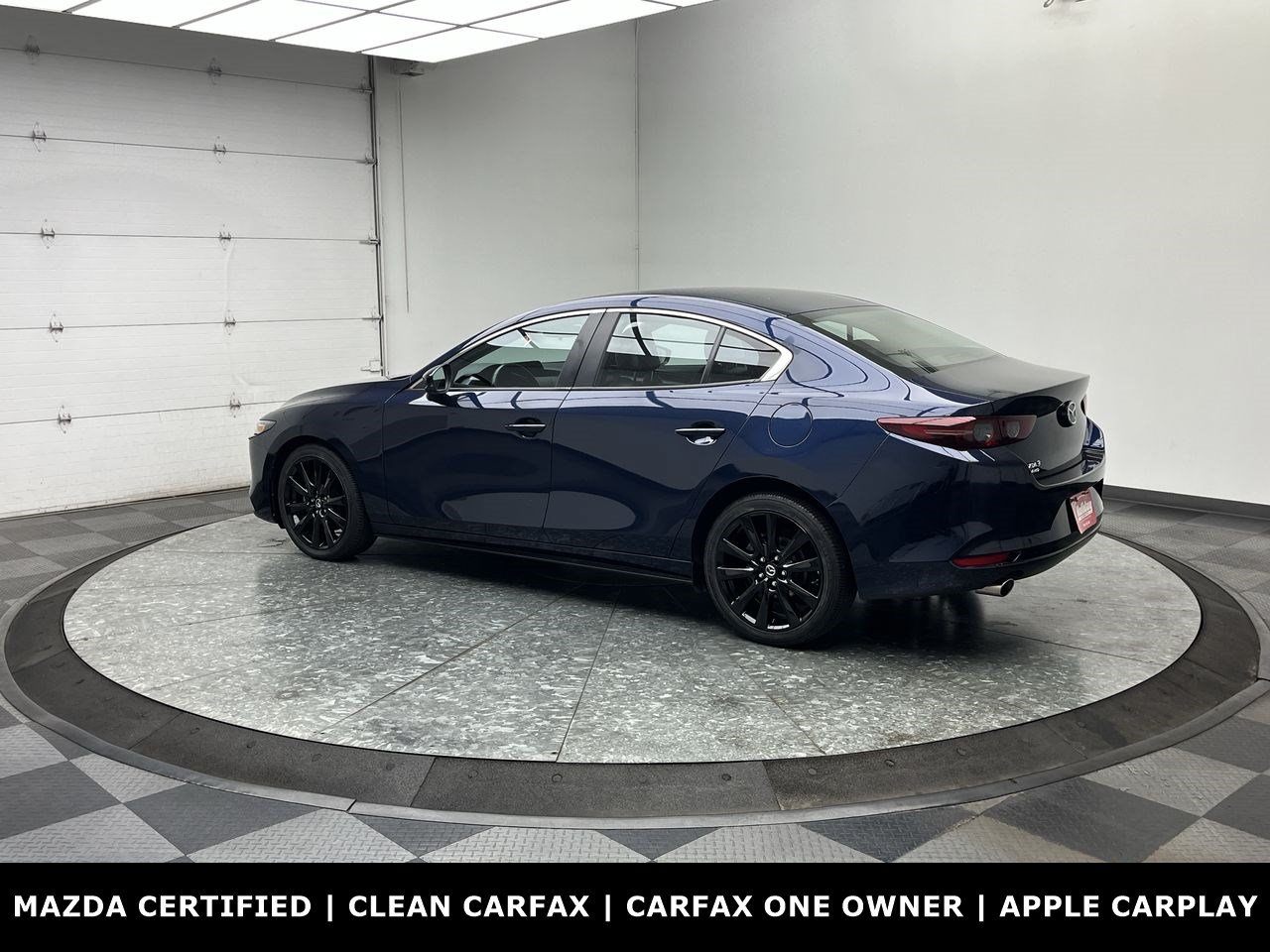 Used 2021 MAZDA MAZDA3 s AWD/4WD image 2