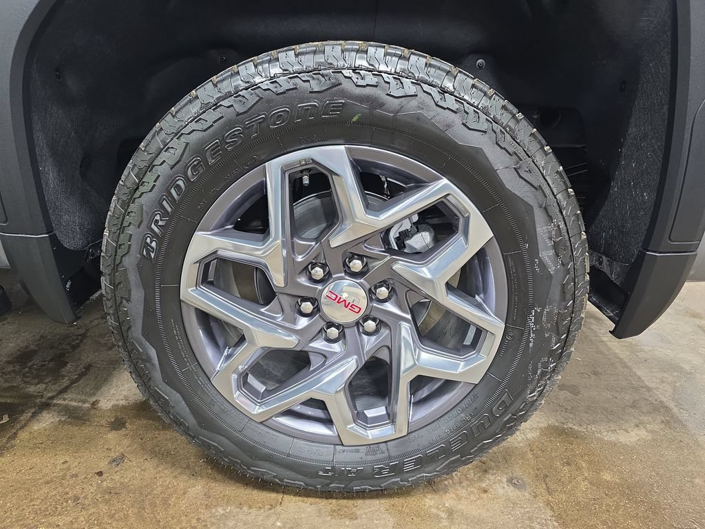 New 2026 GMC Sierra 1500 SLT w/ SLT Premium Plus Package AWD/4WD image 34