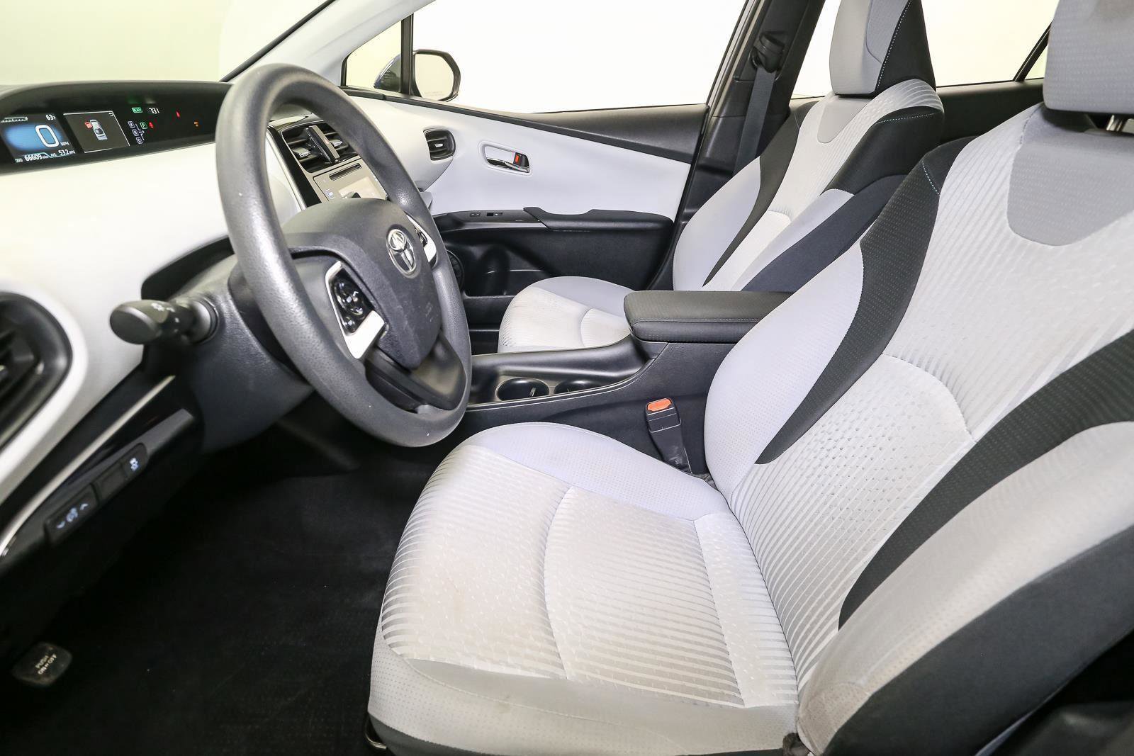 Used 2016 Toyota Prius Two FWD image 40