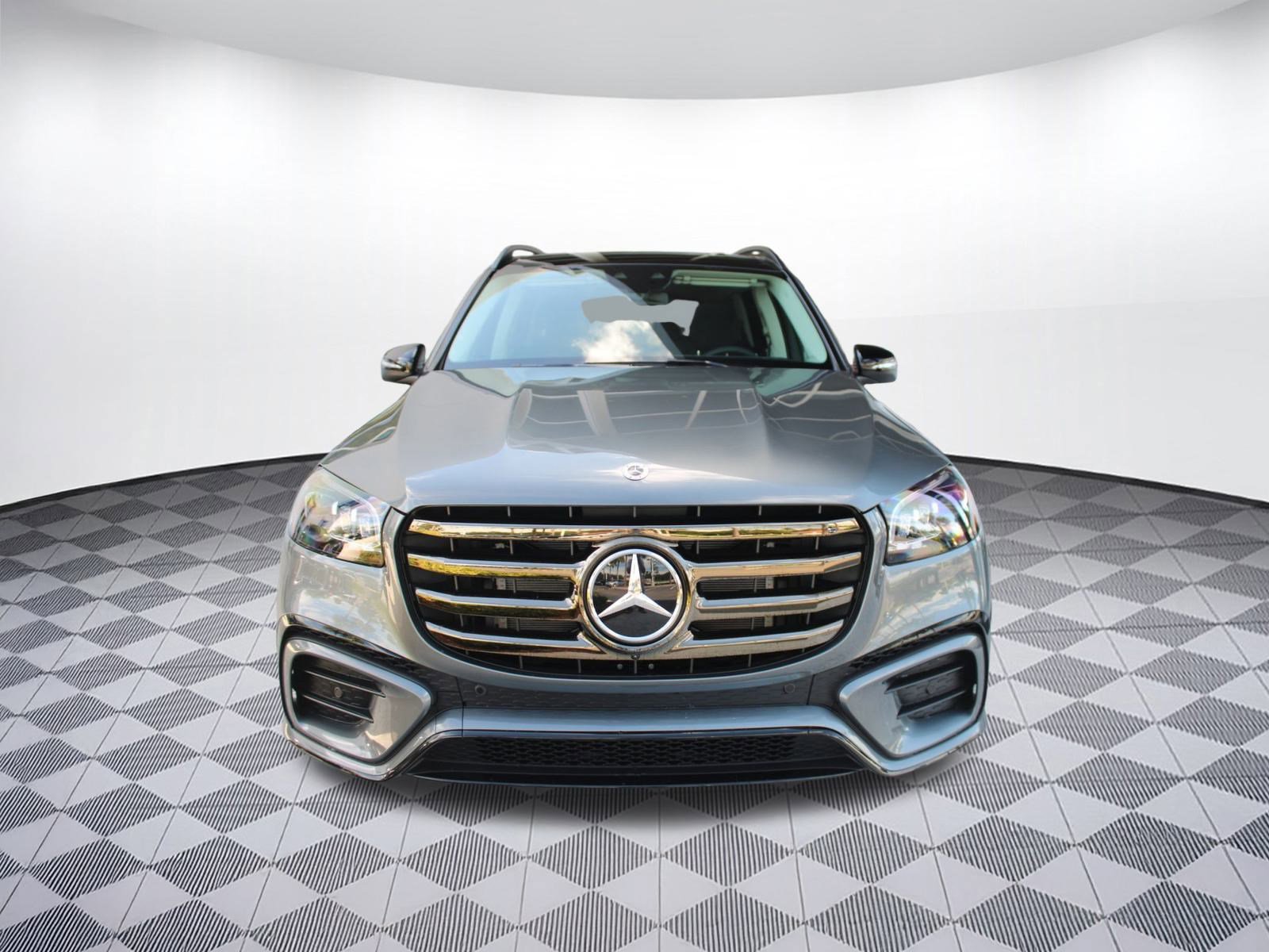 New 2026 Mercedes-Benz GLS 450 4MATIC image 6