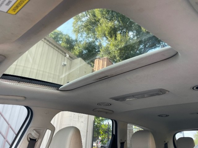 Used 2020 Kia Telluride S FWD image 21