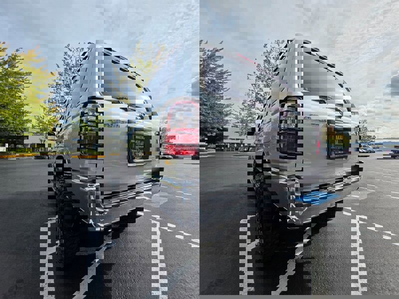 Used 2001 Toyota 4Runner SR5 image 11