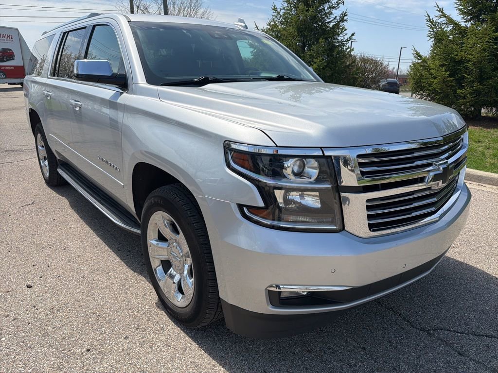 Used 2019 Chevrolet Suburban Premier AWD/4WD image 7