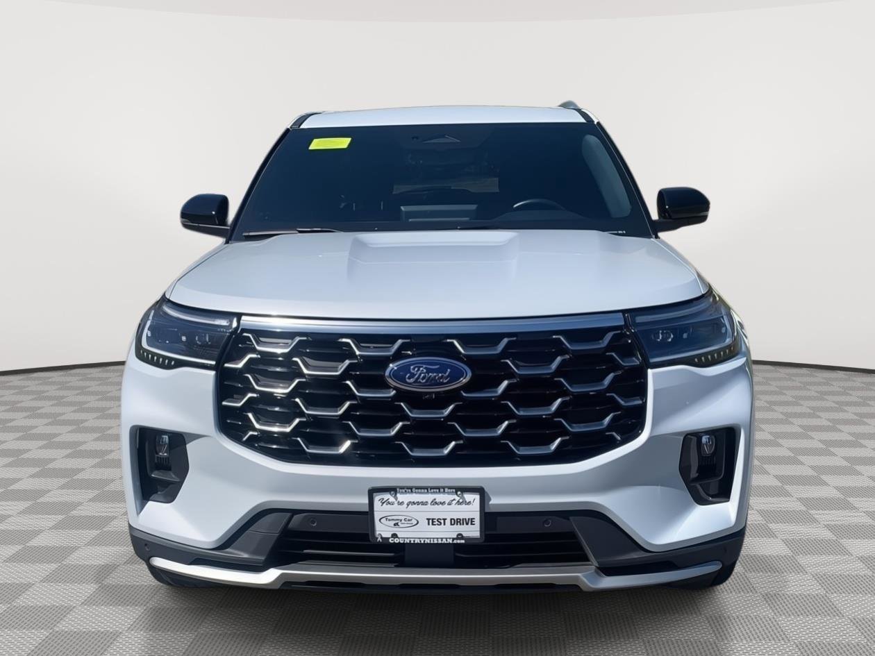 Used 2025 Ford Explorer Platinum w/ LUX Leather Package AWD/4WD image 8