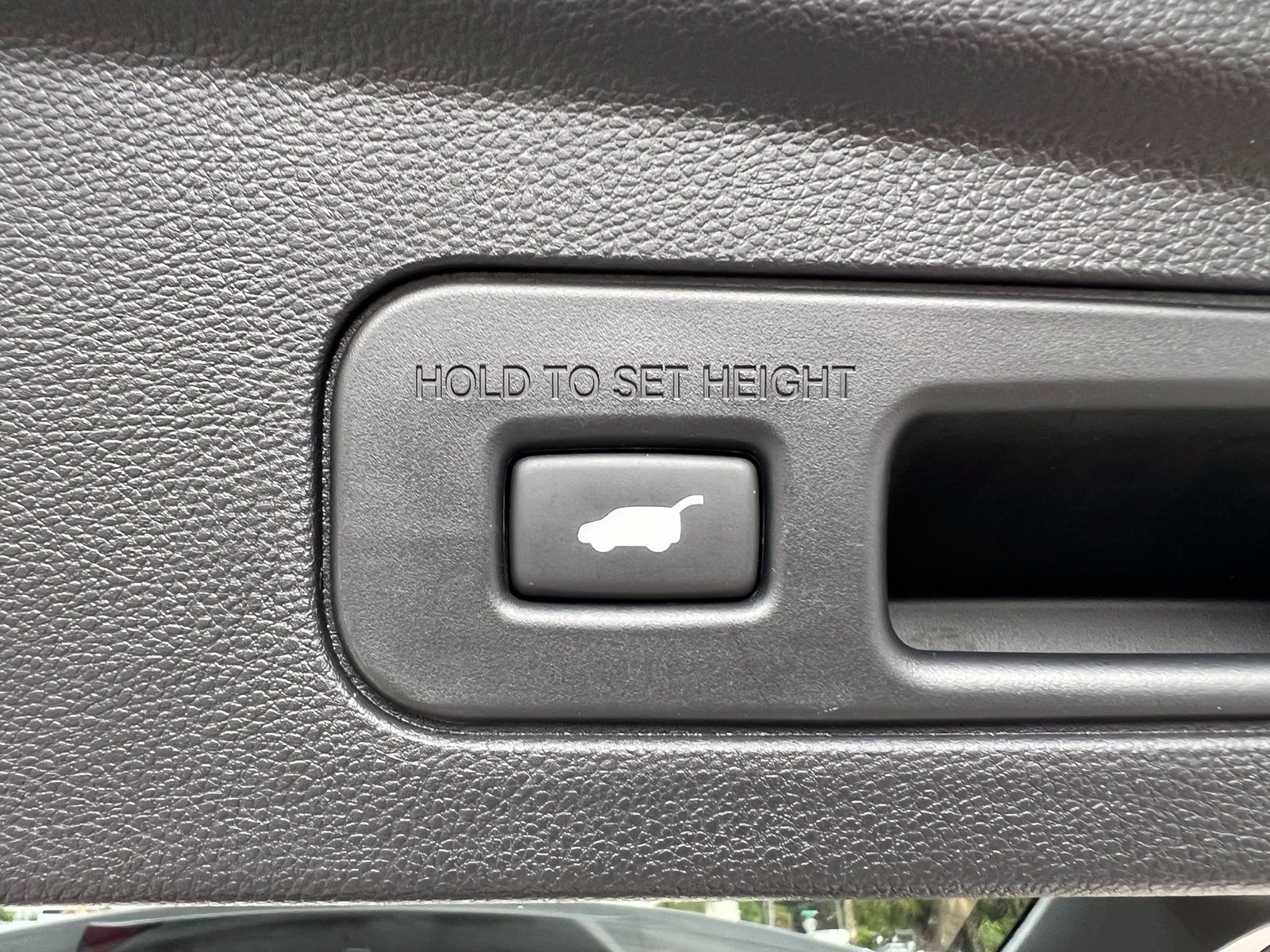 Used 2023 Acura MDX SH-AWD image 24