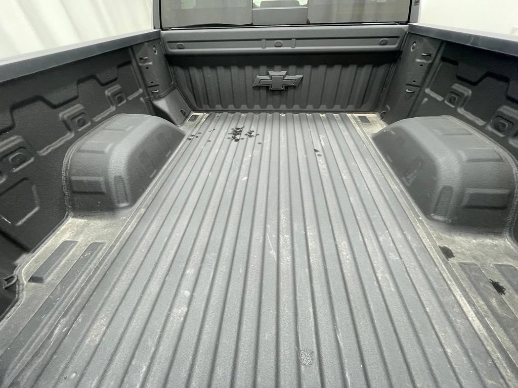 Used 2024 Chevrolet Silverado 1500 LT Trail Boss w/ Convenience Package II AWD/4WD image 8