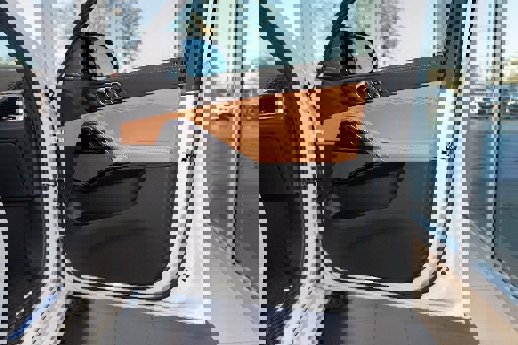 New 2026 BMW X6 M60i image 21