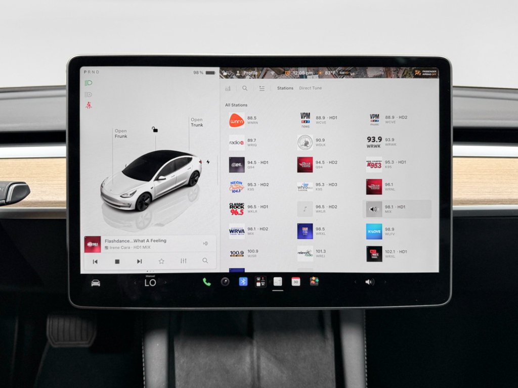 Used 2022 Tesla Model 3 Long Range AWD/4WD image 9