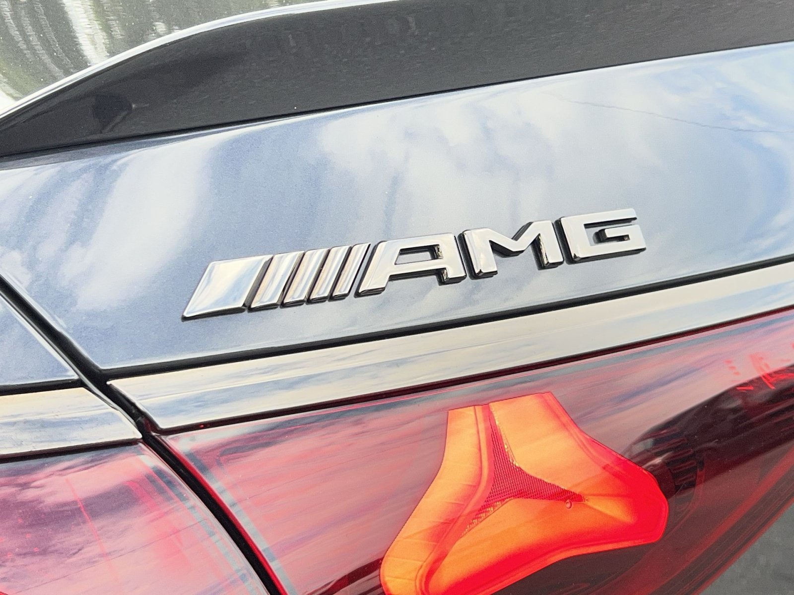 Used 2025 Mercedes-Benz E 53 AMG e 4MATIC Sedan w/ Multicontour Seating Package image 37