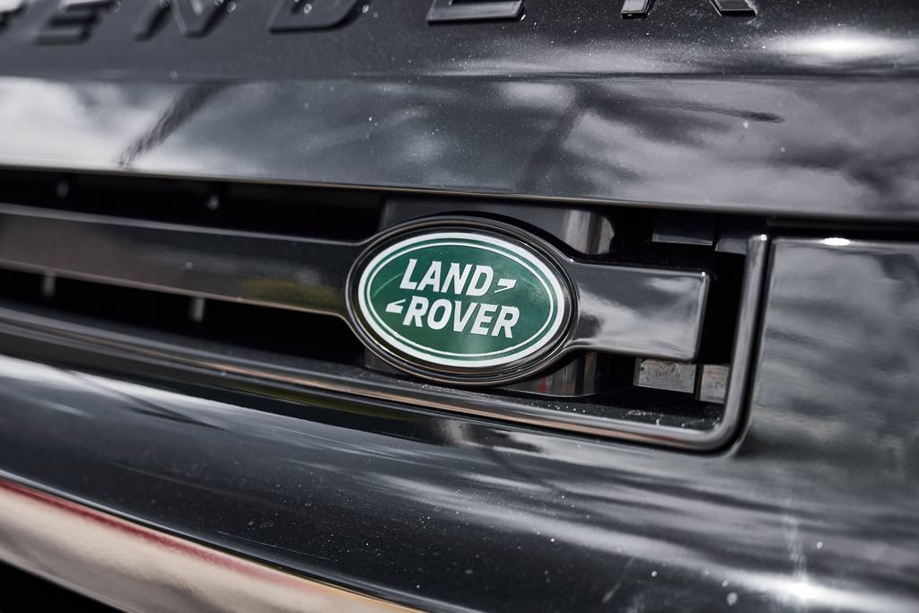 Used 2023 Land Rover Defender 110 X AWD/4WD image 7