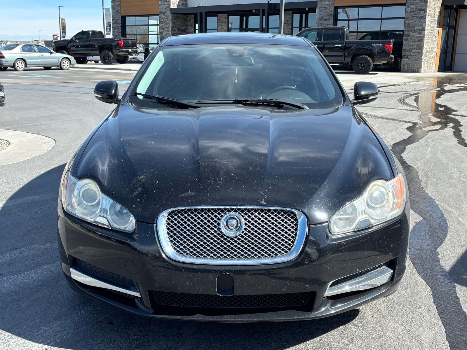 Used 2011 Jaguar XF Premium image 2
