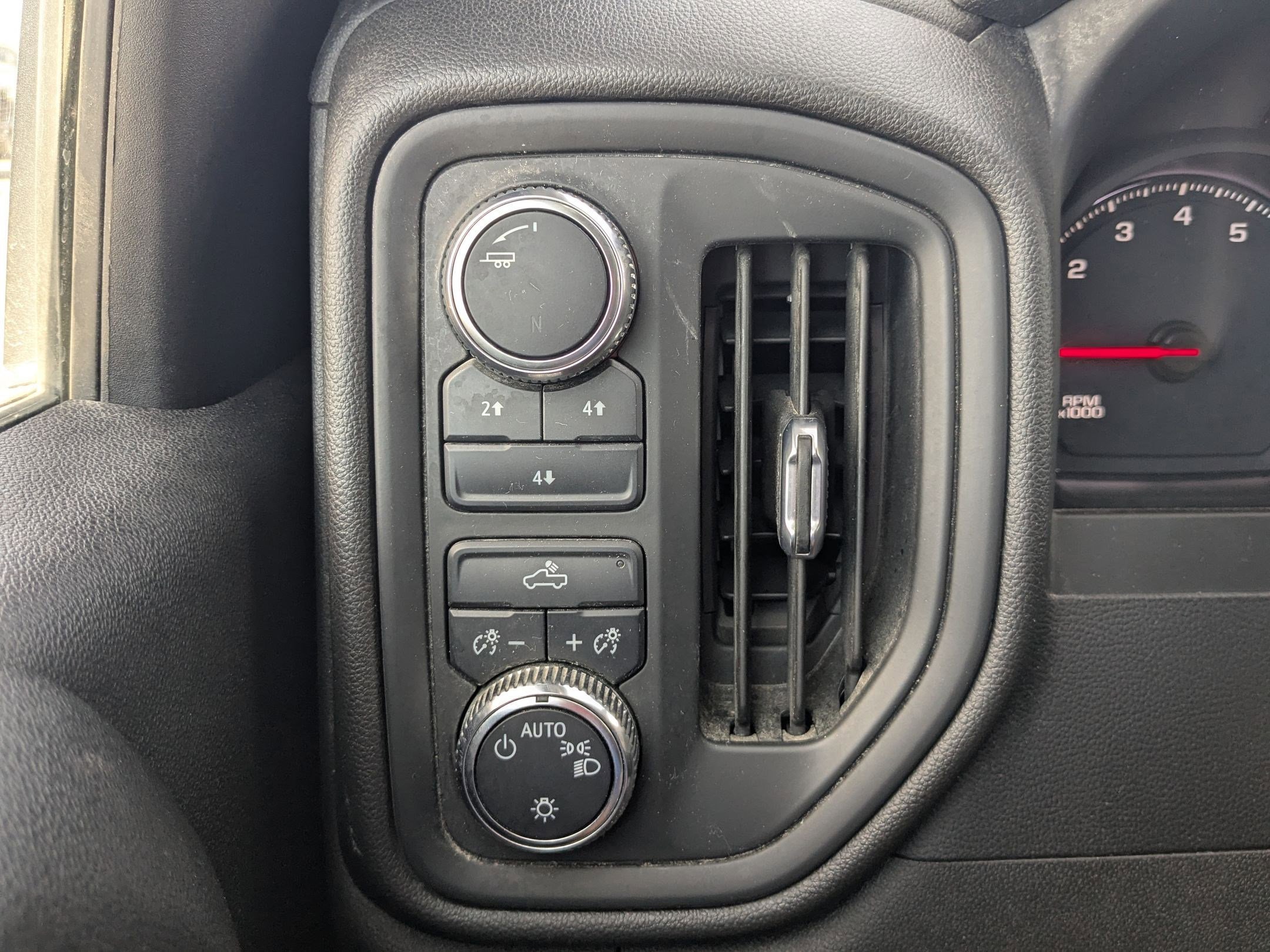 Used 2022 GMC Sierra 2500 Pro w/ Convenience Package image 18