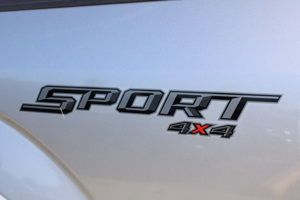 Used 2016 Ford F150 XLT w/ Equipment Group 302A Luxury image 11