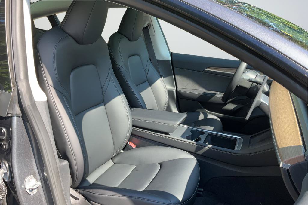 Used 2023 Tesla Model 3 Standard Range RWD image 19