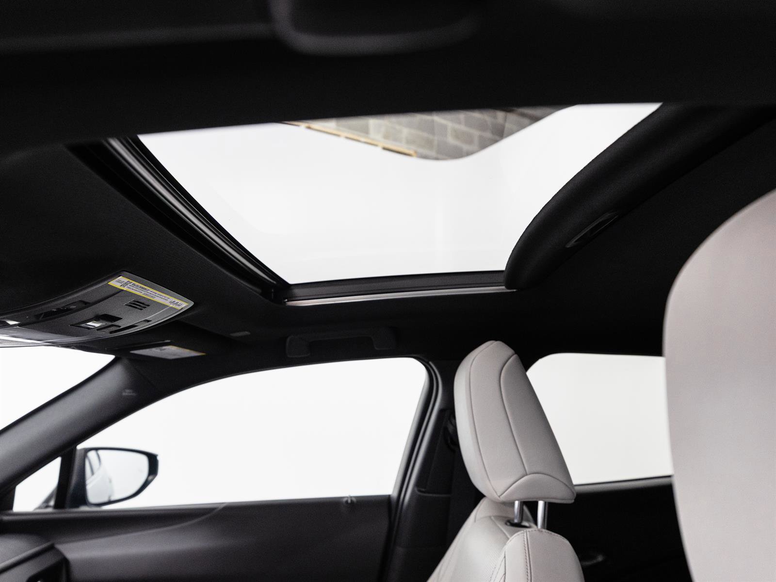 Used 2025 Lexus UX 300h AWD w/ Cold Area Package image 5