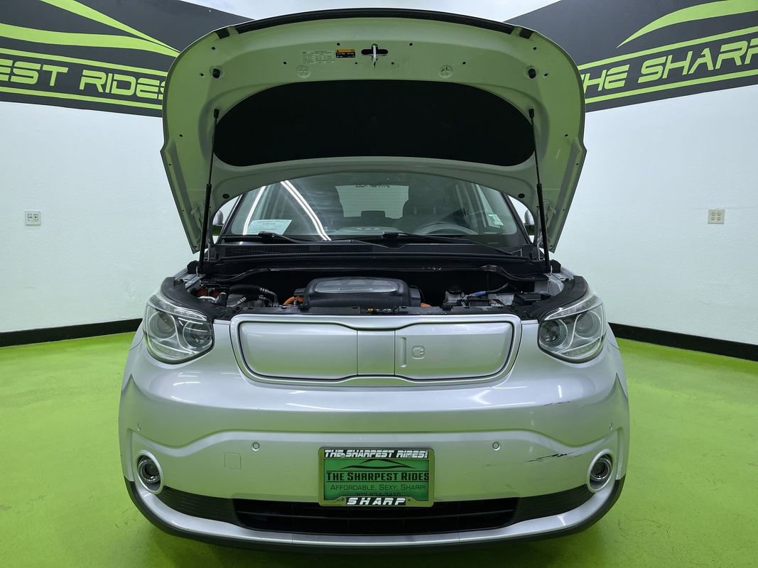 Used 2016 Kia Soul EV + w/ Sun & Fun Package image 4