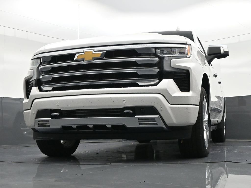 Used 2023 Chevrolet Silverado 1500 High Country w/ High Country Premium Package image 30