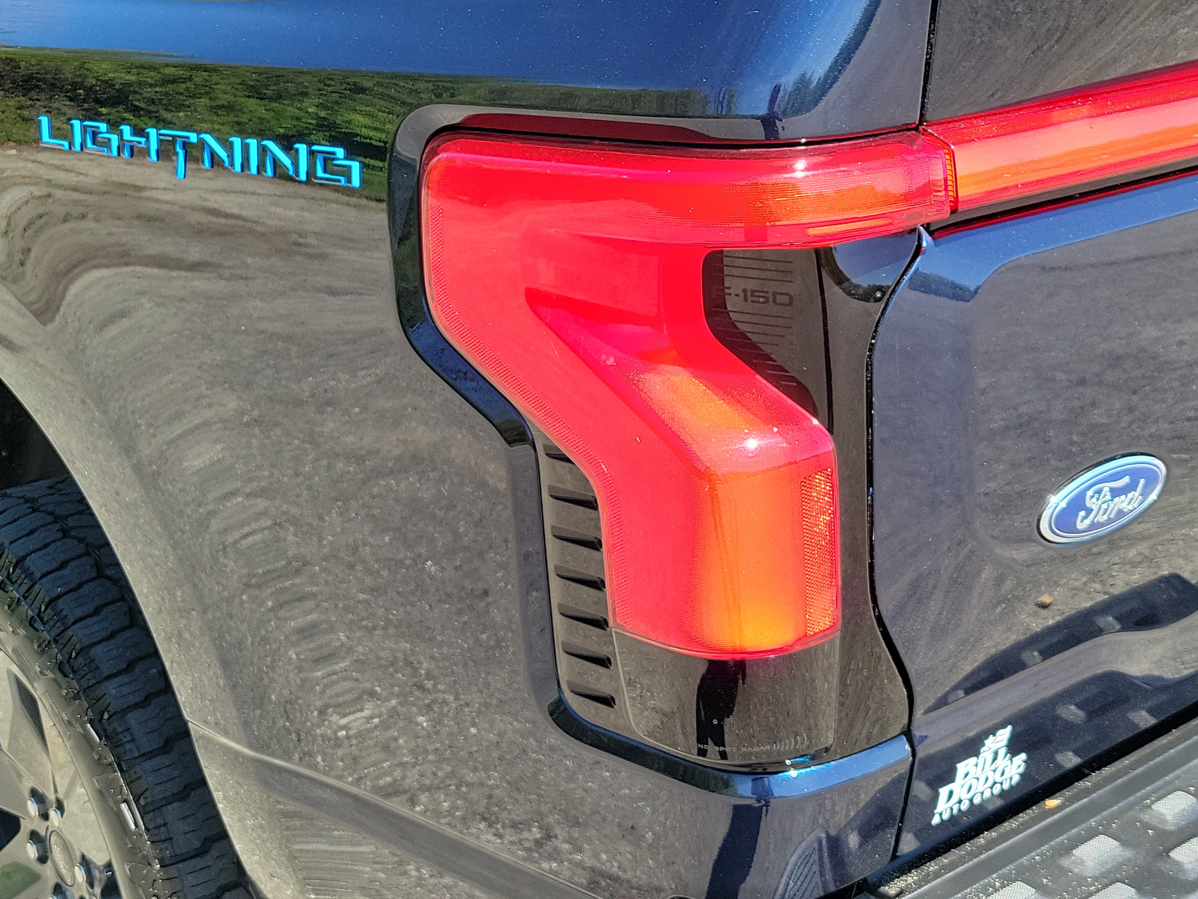 Used 2023 Ford F150 Lightning Lariat AWD/4WD image 11