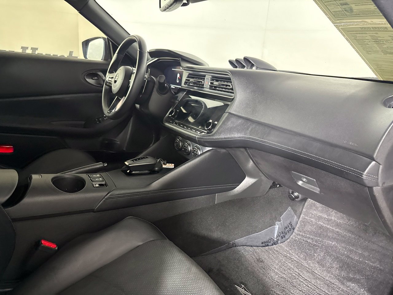 Used 2025 Nissan Z Performance w/ Floor Mat Package RWD image 23