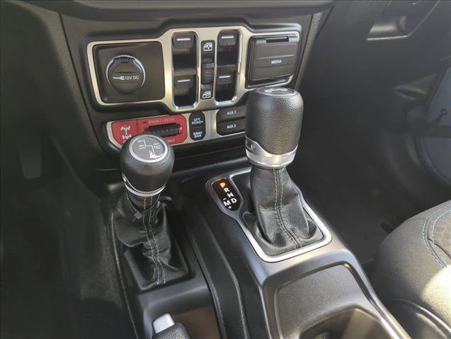 Used 2024 Jeep Wrangler Unlimited Rubicon 4xe w/ Technology Group image 7