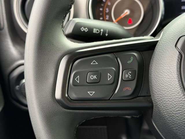 Used 2023 Jeep Gladiator Sport AWD/4WD image 10