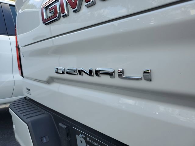 Used 2025 GMC Sierra 1500 Denali w/ Denali Reserve Package image 8