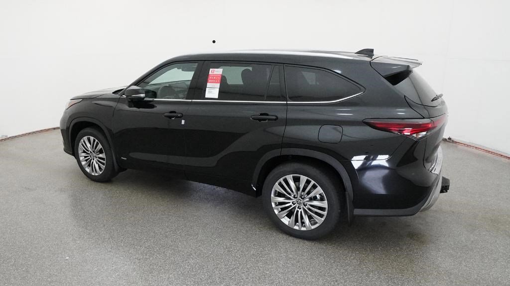 New 2026 Toyota Highlander Platinum AWD/4WD image 15