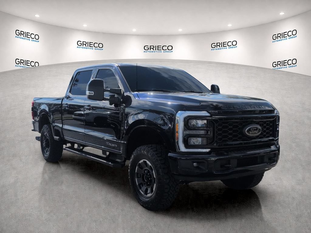 Used 2025 Ford F250 Lariat w/ Black Appearance Package
