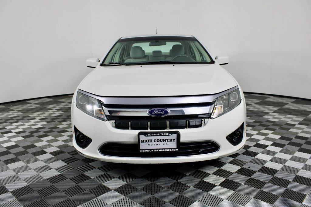 Used 2010 Ford Fusion SE FWD image 2