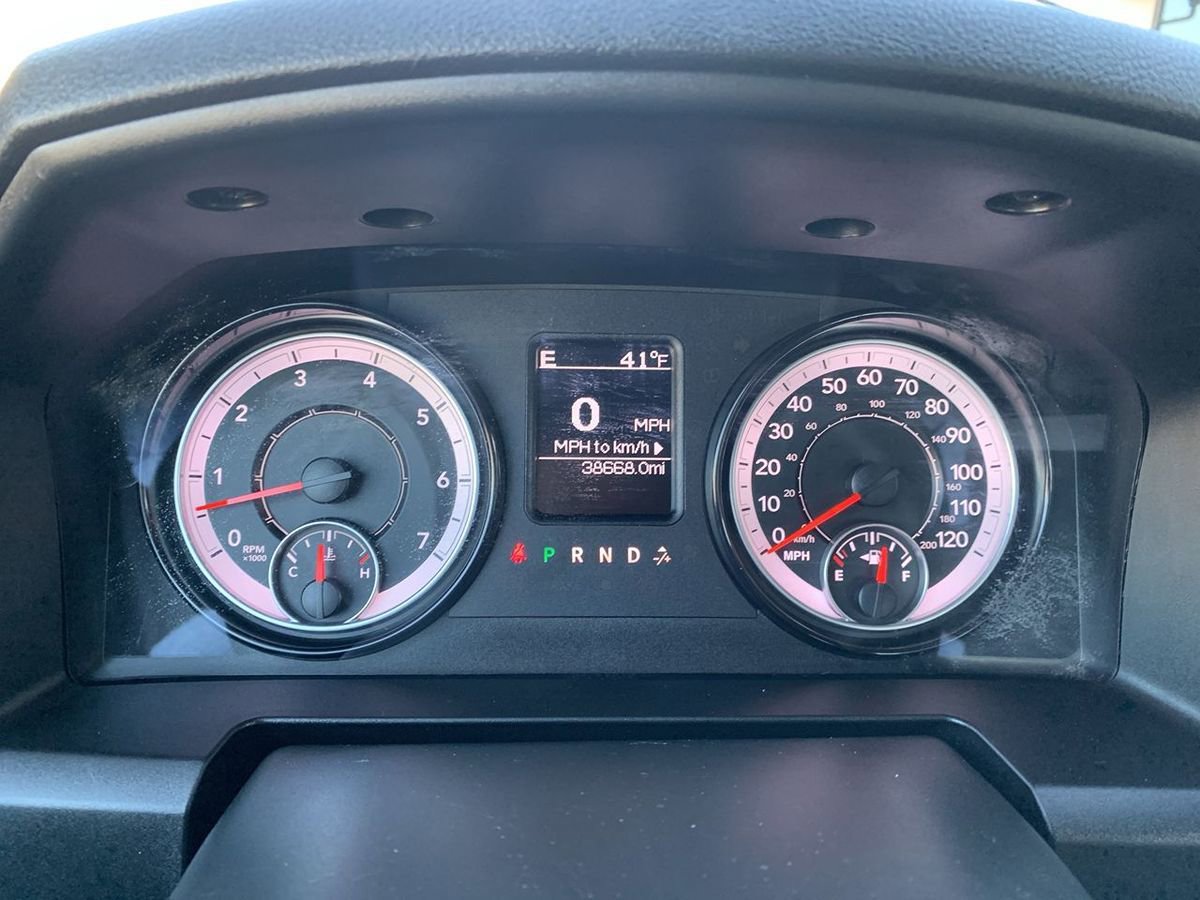 Used 2022 RAM 1500 Classic SLT image 19