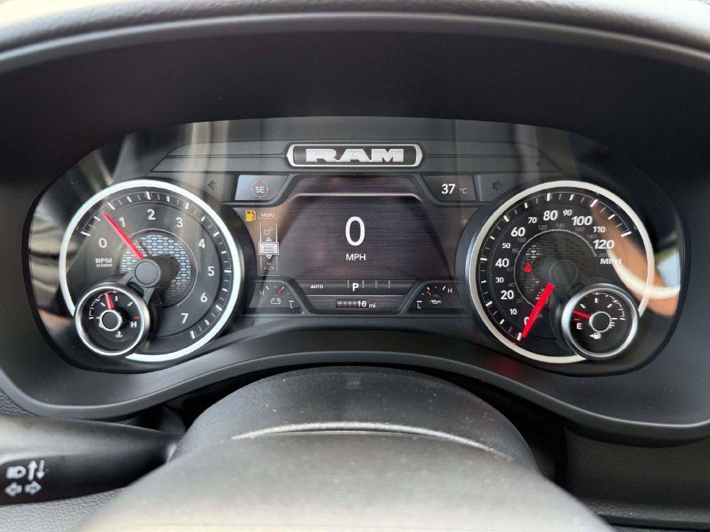 New 2026 RAM 1500 Big Horn AWD/4WD image 24