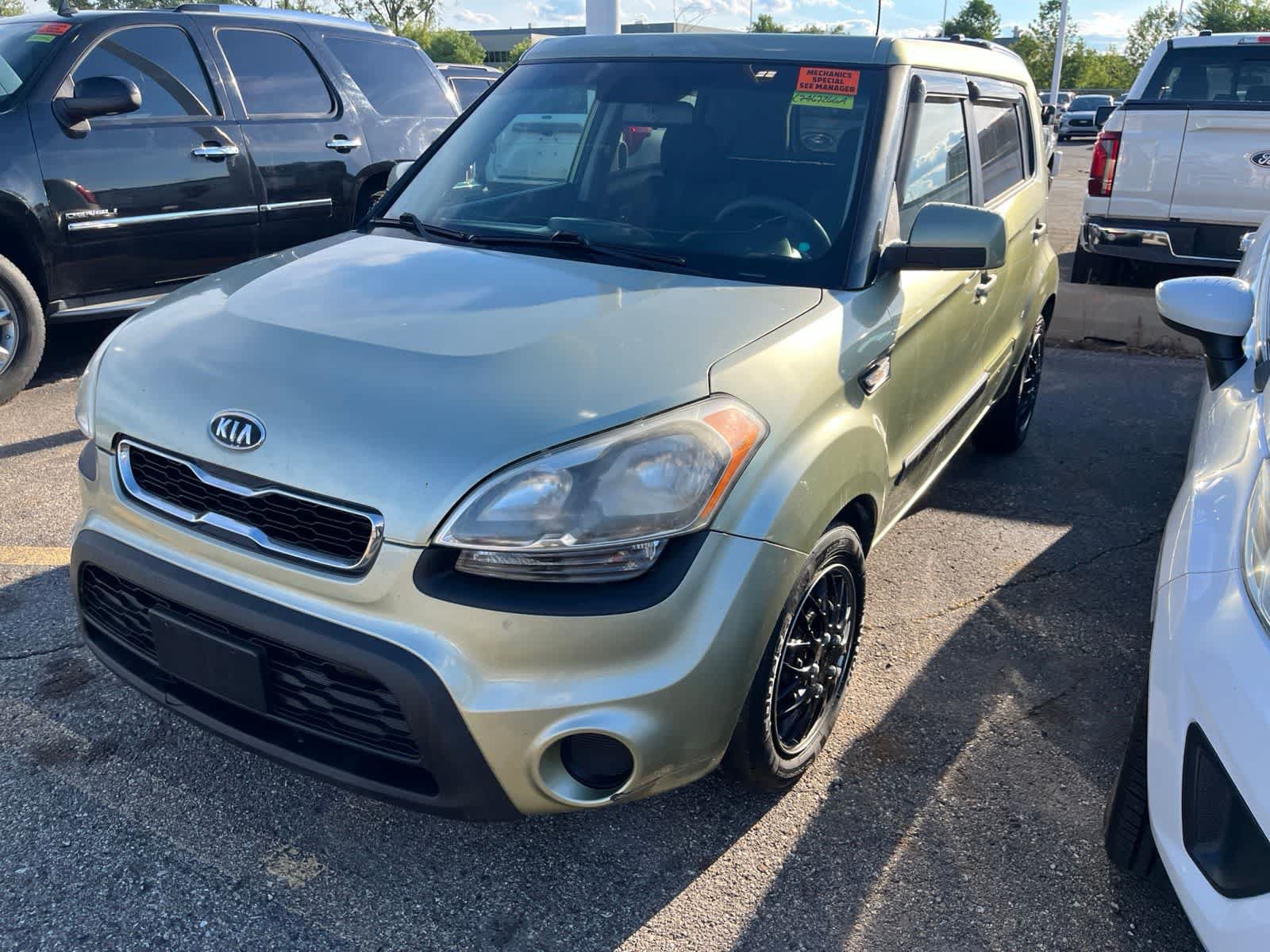 Used 2012 Kia Soul FWD image 2