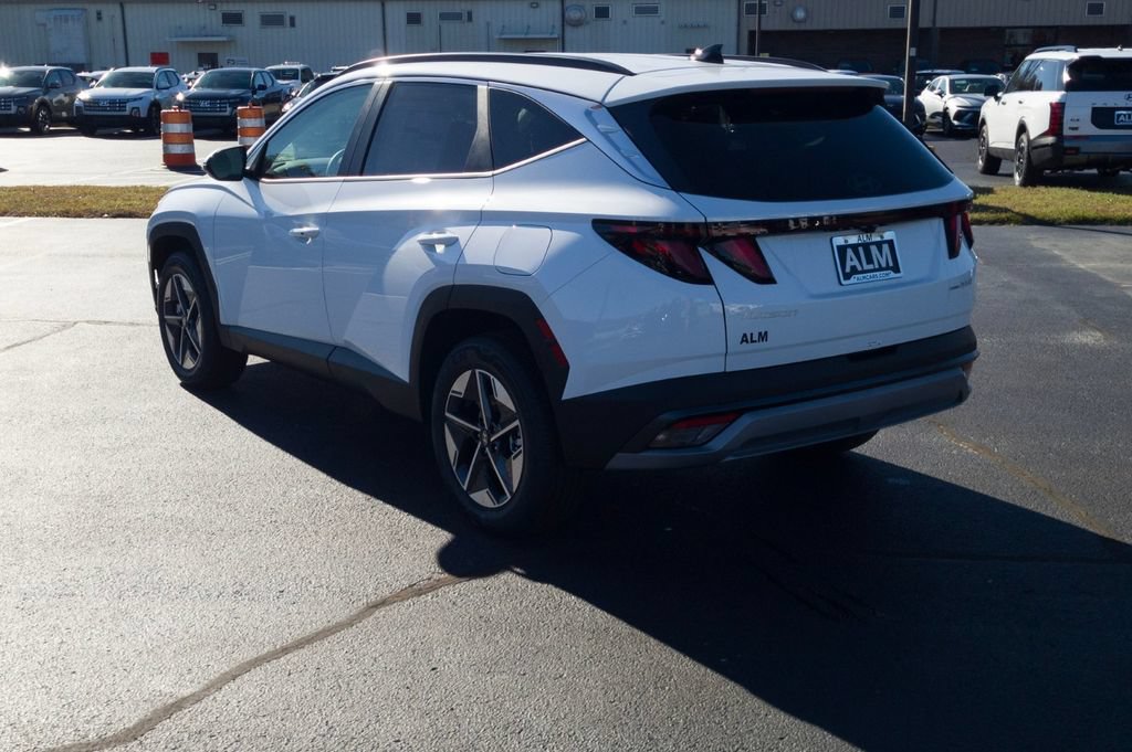 New 2026 Hyundai Tucson Blue SE FWD image 9