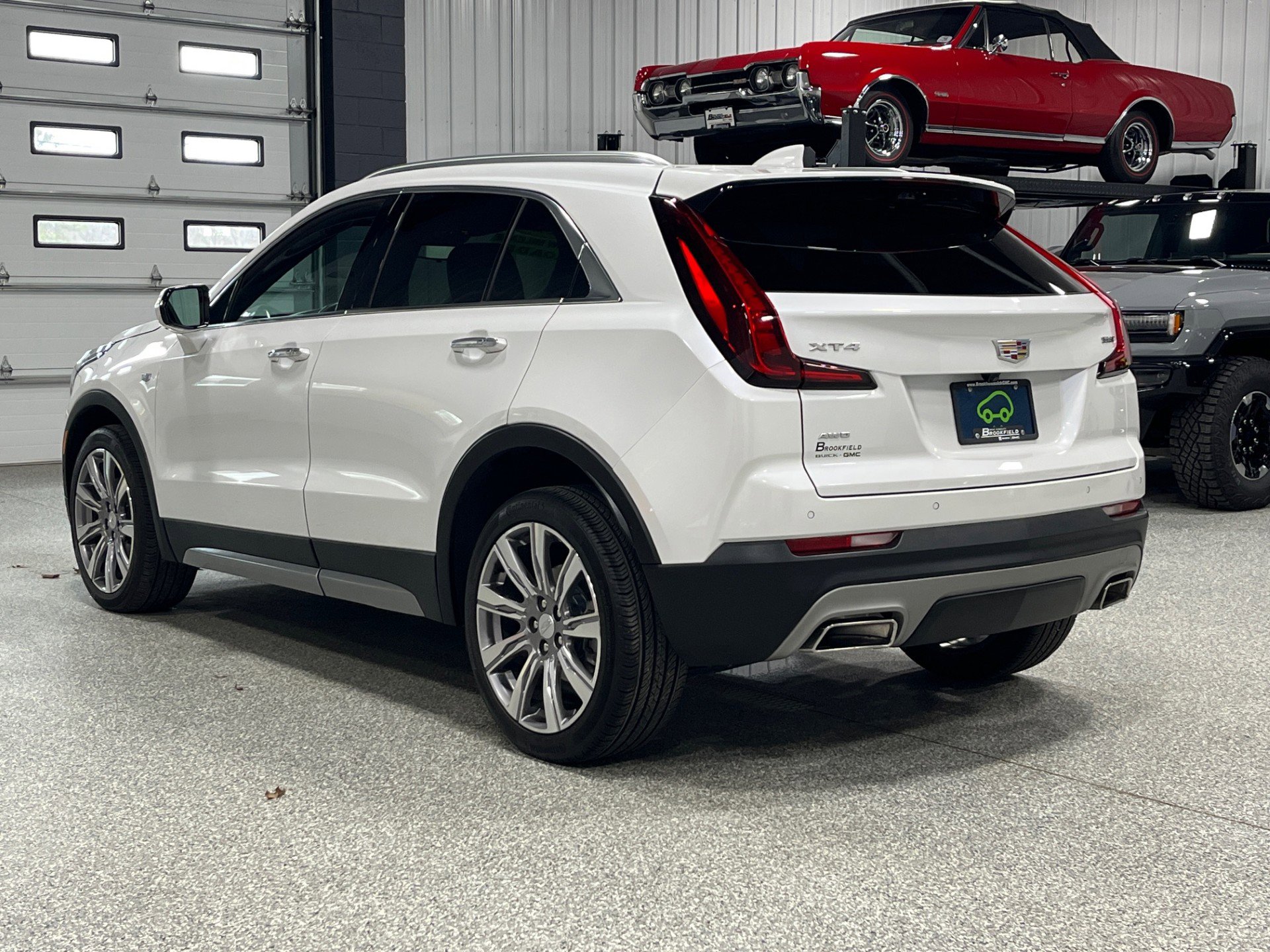 Used 2023 Cadillac XT4 Premium Luxury w/ Enhanced Visibility Package image 3