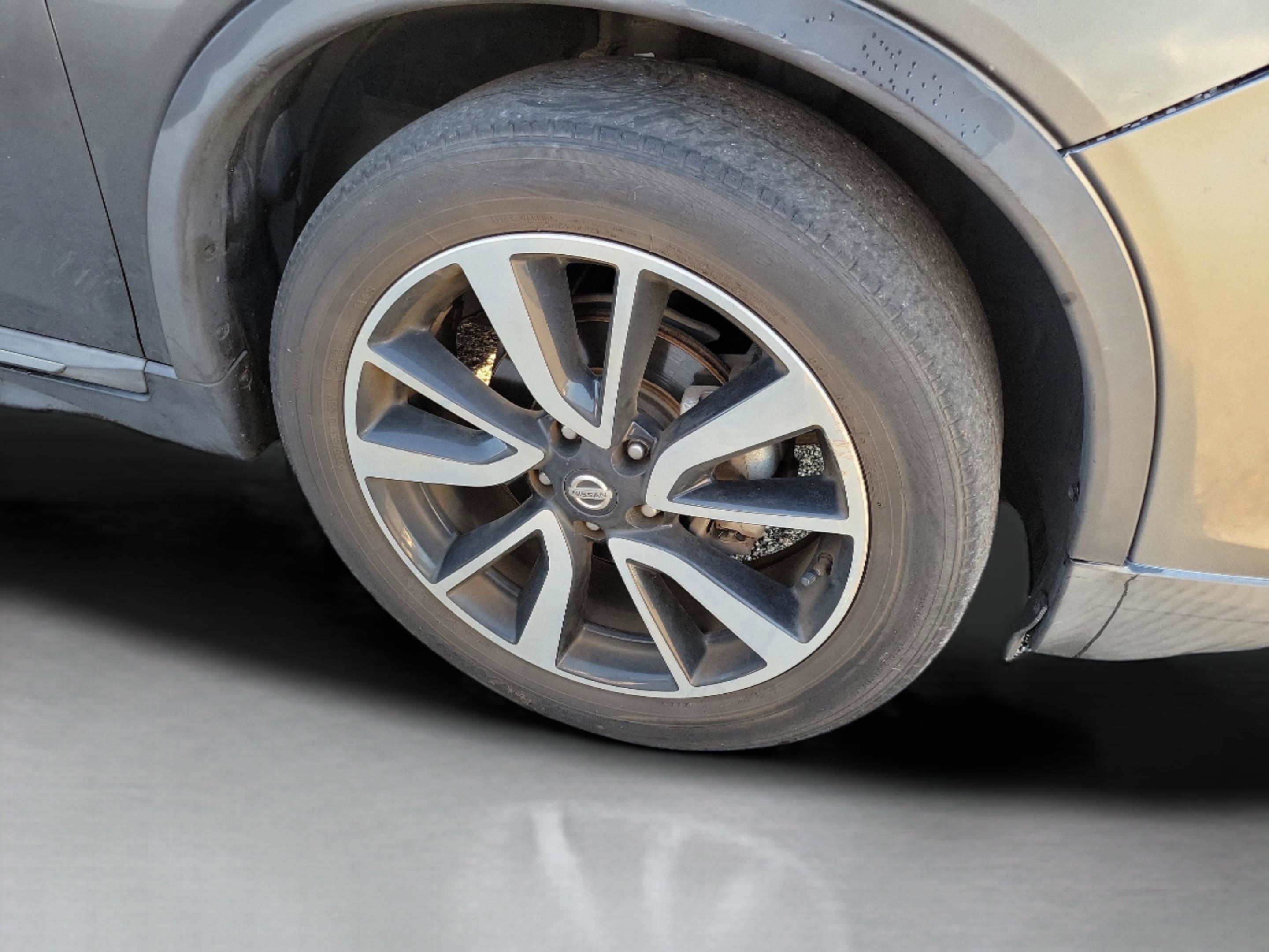 Used 2019 Nissan Rogue SL image 12