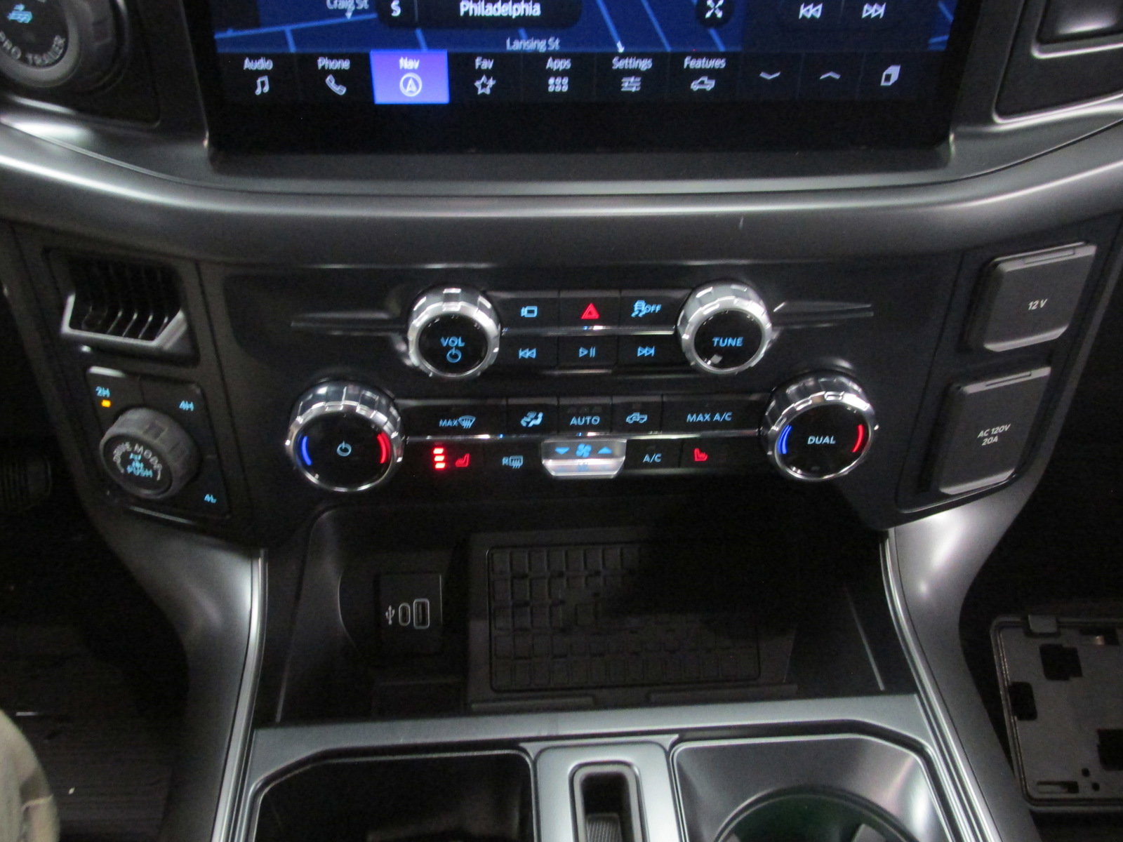 New 2025 Ford F150 Tremor w/ Bed Utility Package image 36
