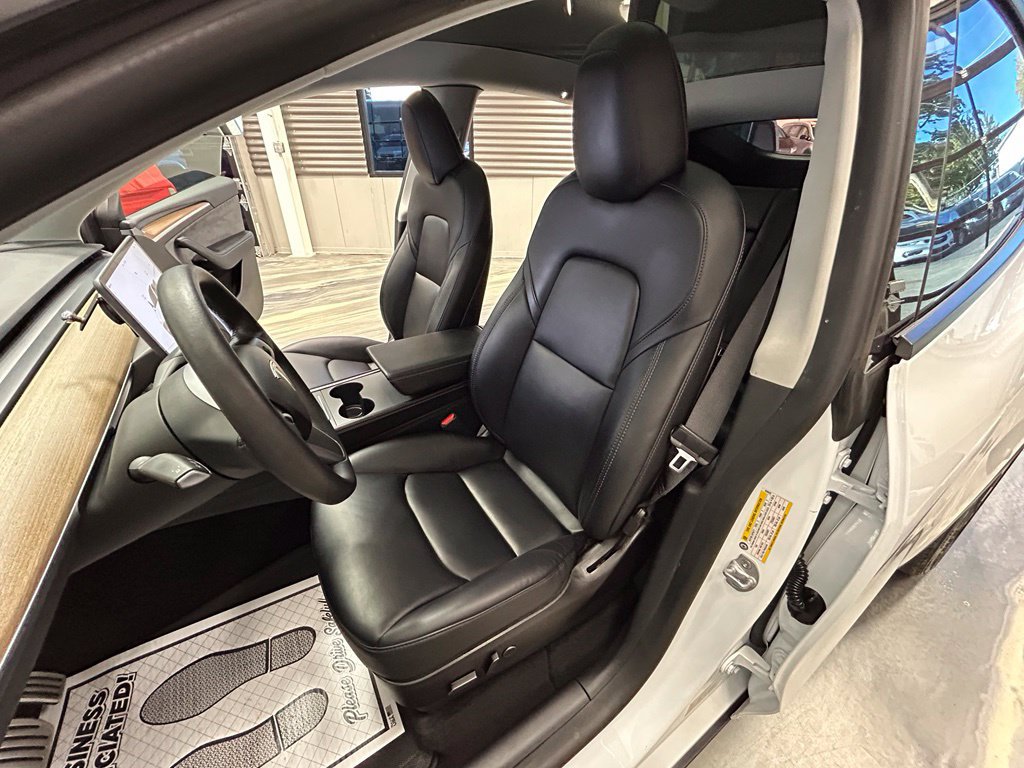 Used 2022 Tesla Model Y Performance AWD/4WD image 7