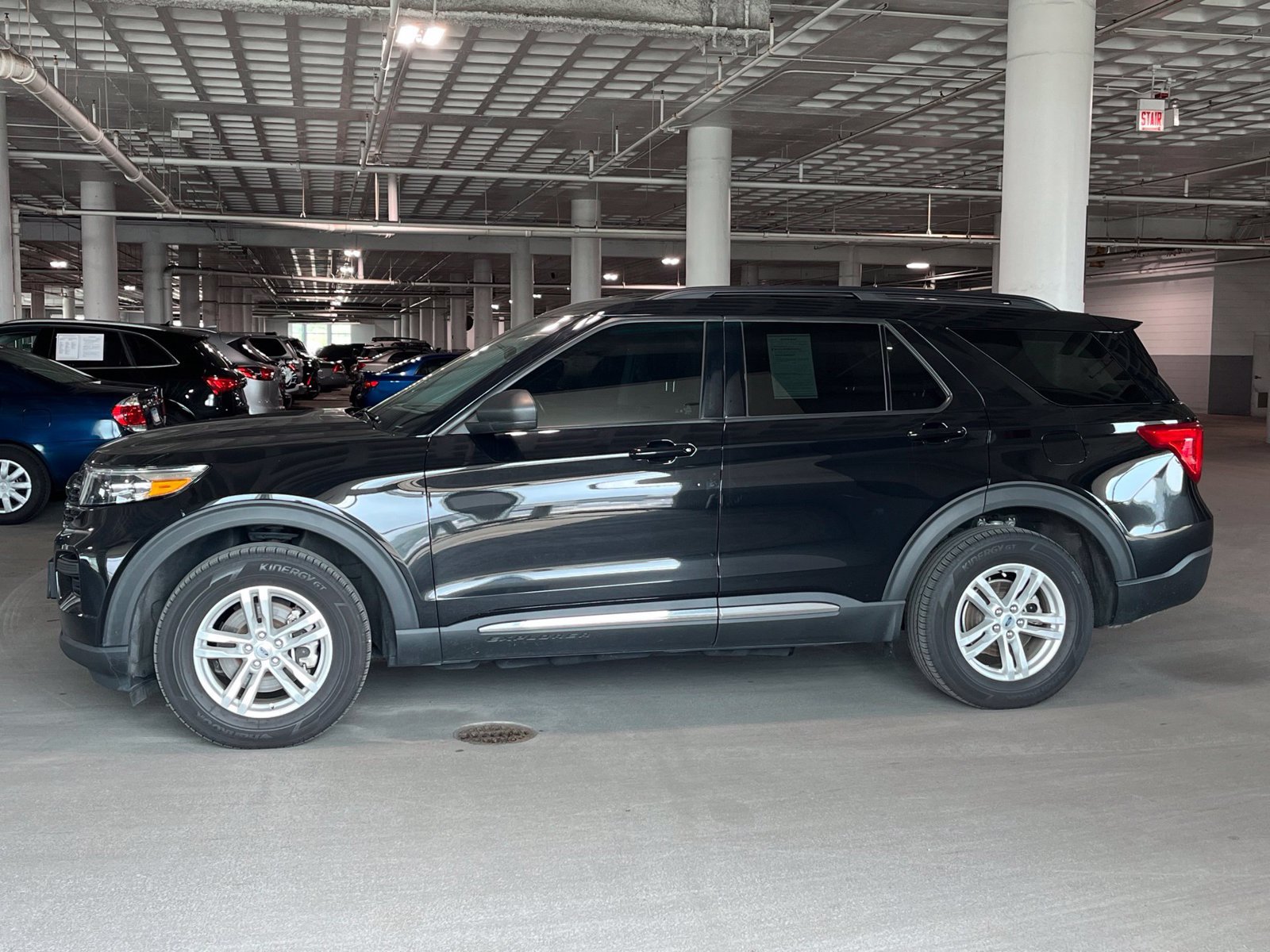 Used 2021 Ford Explorer XLT AWD/4WD image 6