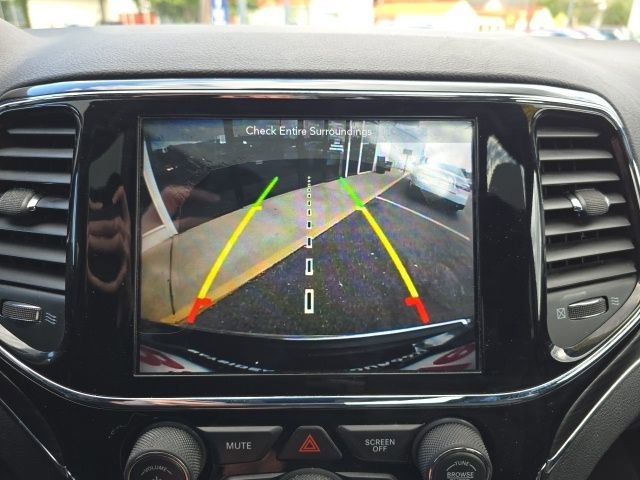 Used 2019 Jeep Grand Cherokee Limited AWD/4WD image 22