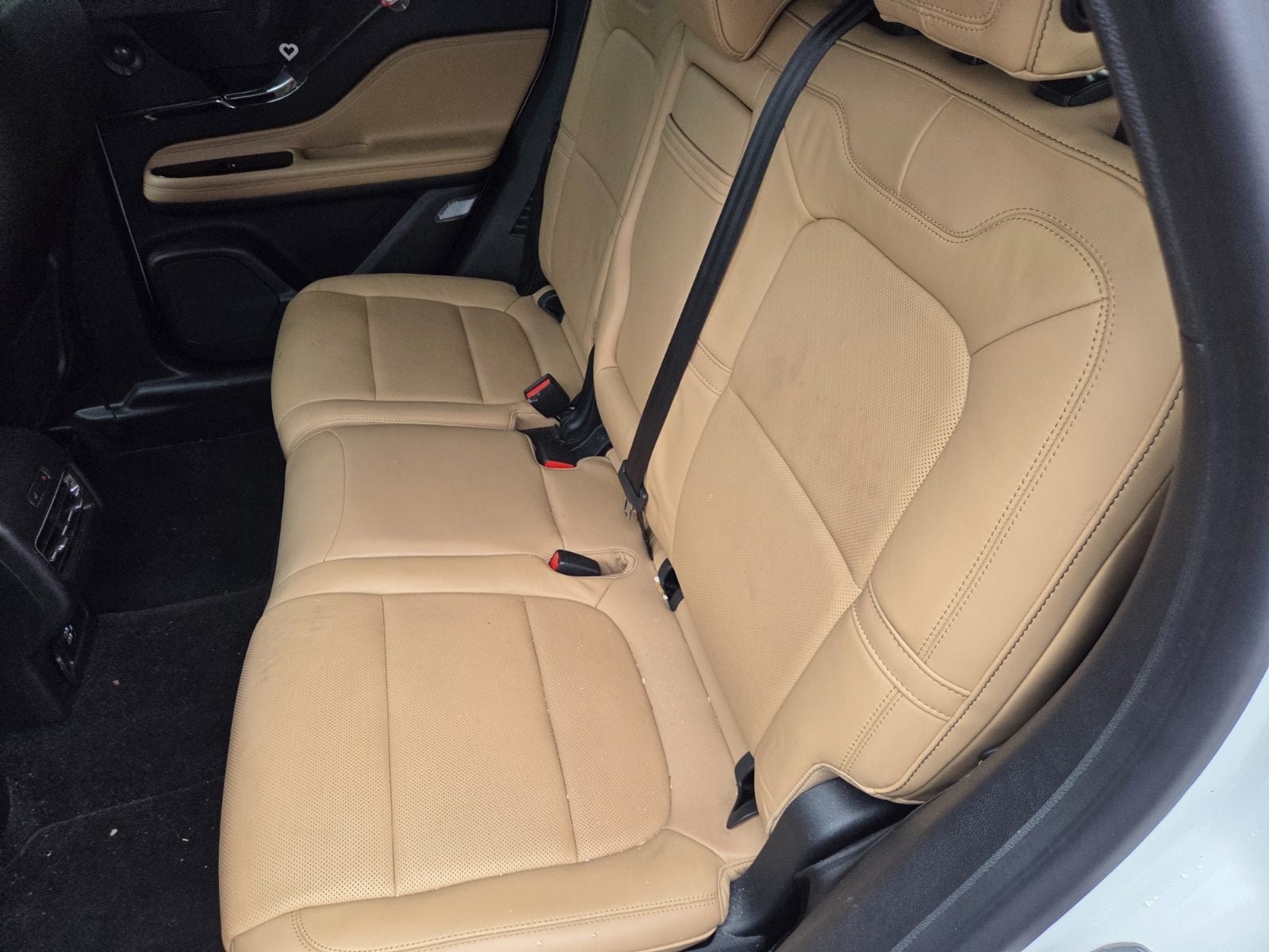 Used 2020 Lincoln Corsair Reserve FWD image 11