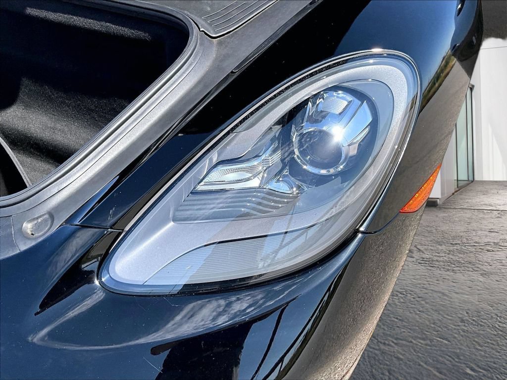 Certified 2018 Porsche 718 Cayman S RWD image 12