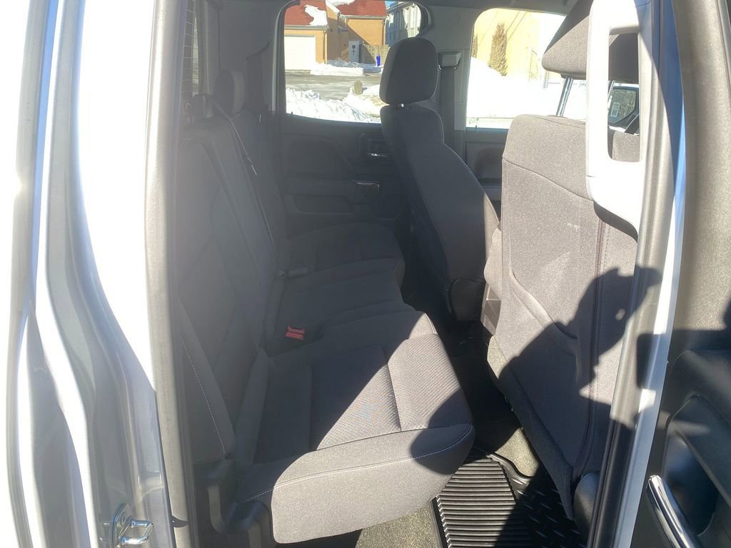 Used 2018 GMC Sierra 1500 SLE w/ SLE Value Package image 27