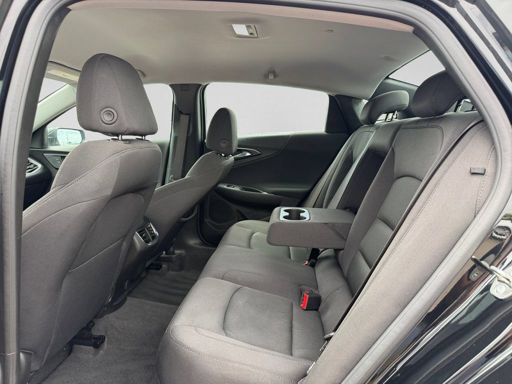 Used 2024 Chevrolet Malibu LT FWD image 14