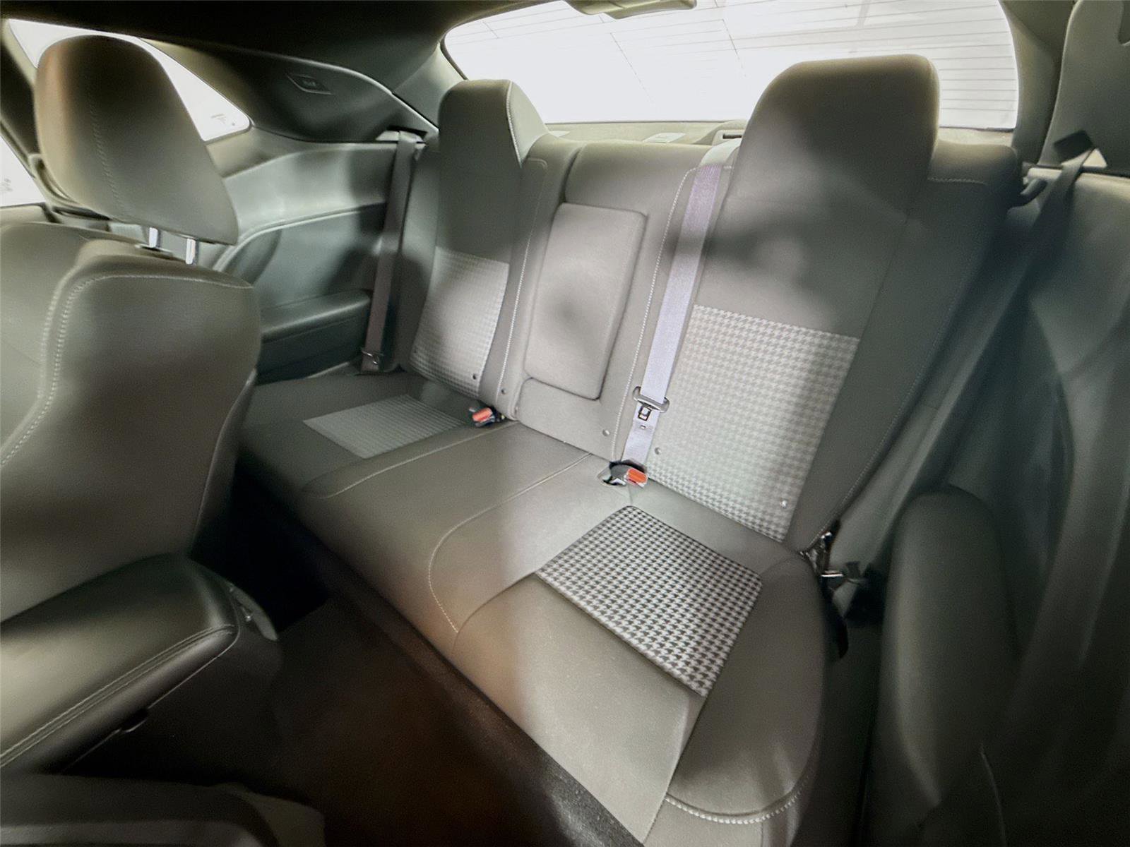 Used 2022 Dodge Challenger R/T Scat Pack w/ T/A Package image 24