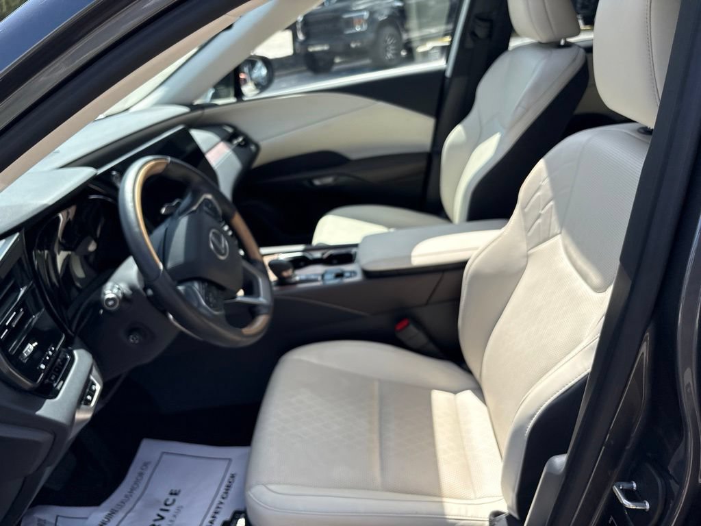 Certified 2025 Lexus RX 350 Premium Plus w/ Accessory Package (Z1) FWD image 17