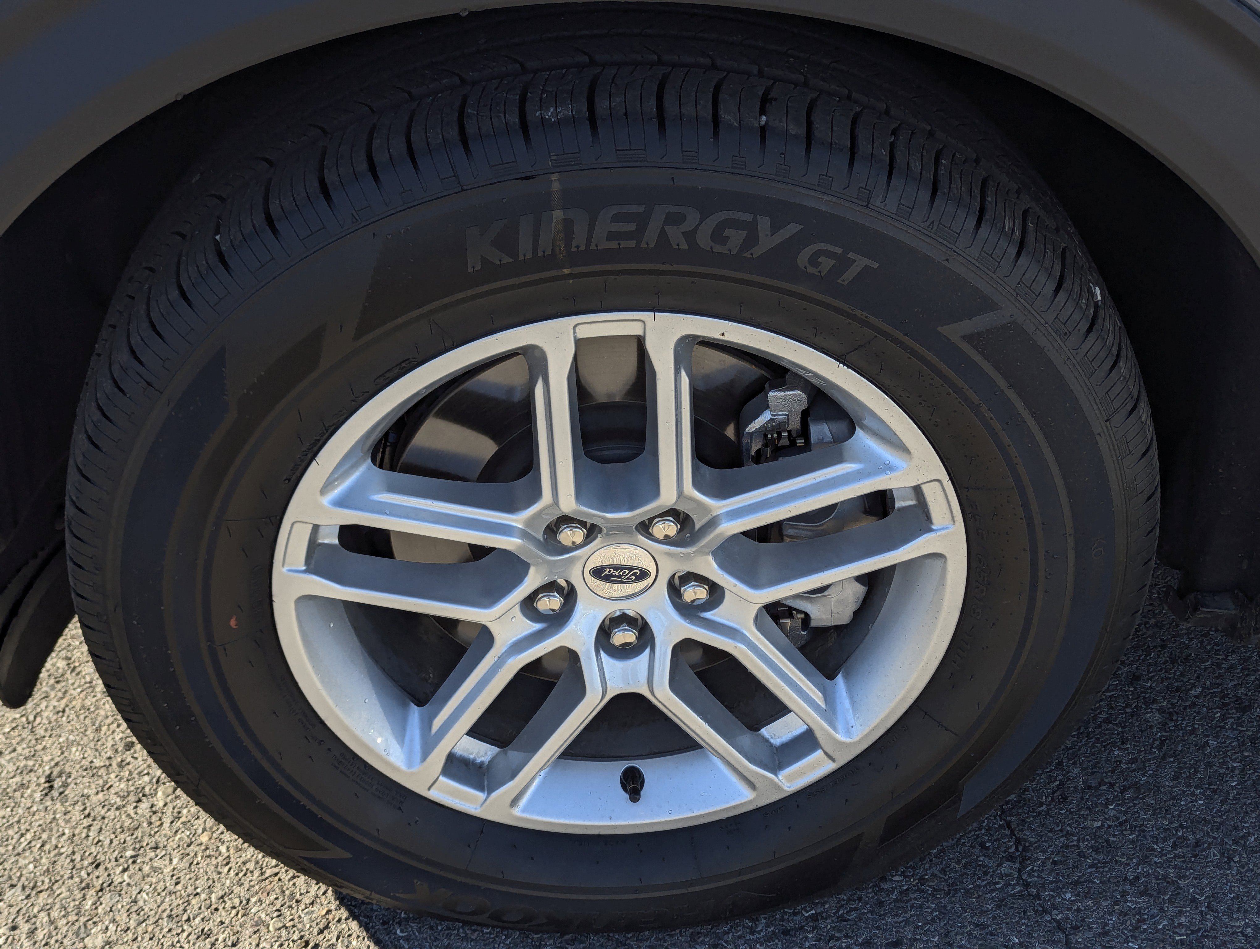 New 2025 Ford Explorer Active w/ Active Comfort Package image 7