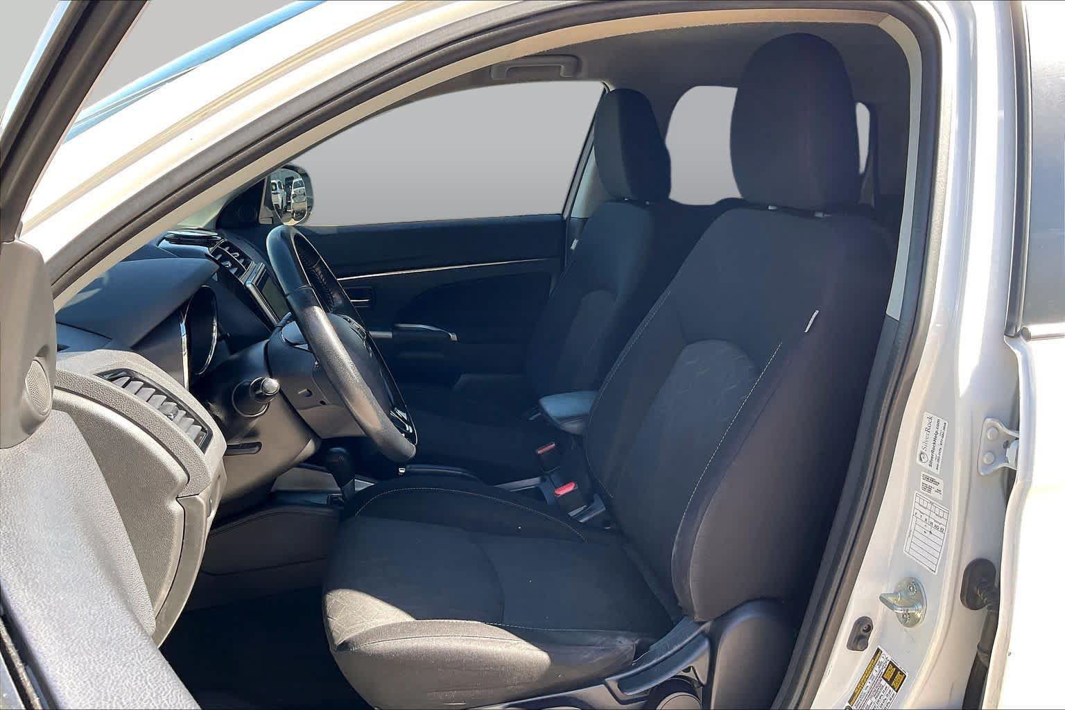 Used 2021 Mitsubishi Outlander Sport SE FWD image 8
